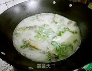 Sour Bamboo Shoots and Seafood Fish Soup recipe