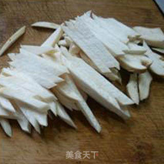 Stir-fried King Pleurotus with Leek and Shrimp Skin recipe