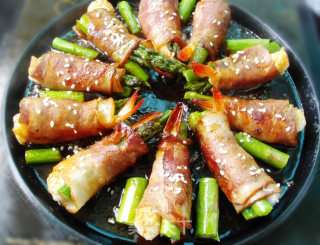 Asparagus, Shrimp and Bacon Wraps recipe