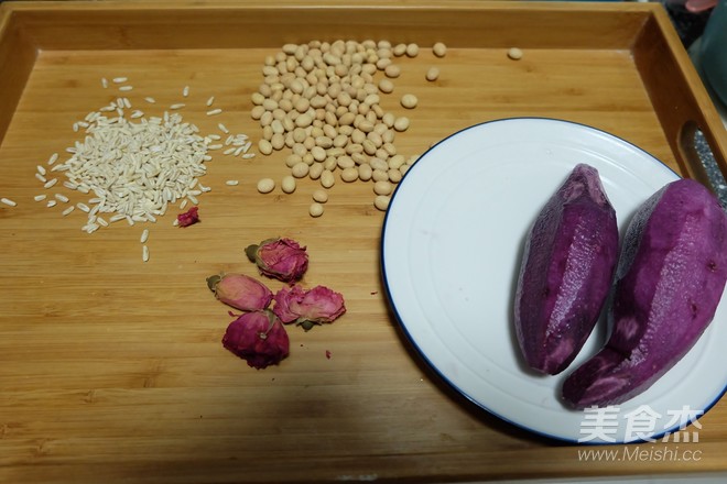 Purple Sweet Potato Rose Oatmeal Soy Milk recipe