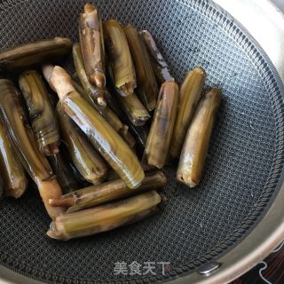 Fried Razor Clam with Leek recipe