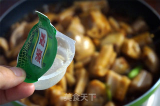 Braised Pork Belly with Lotus Root recipe