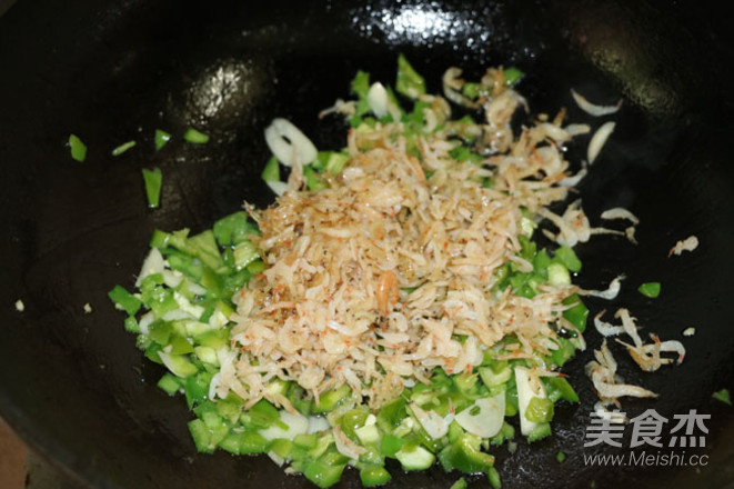 Stir Fried Shrimp Skin recipe