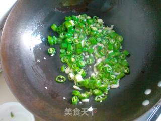 Spicy Stir-fried Water Spinach recipe