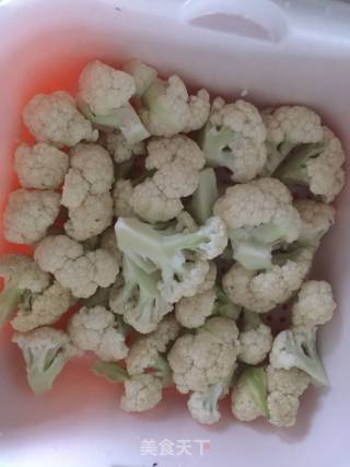 Braised Chicken with Cauliflower recipe