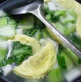 Green Vegetable Egg Dumpling Rice Cake Soup recipe