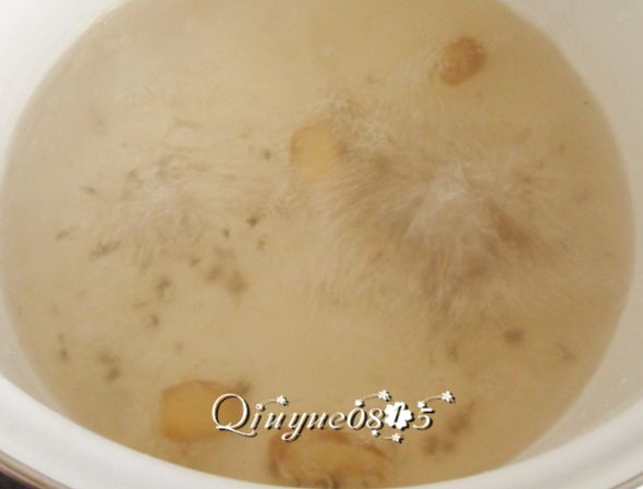 White Pepper Oyster Soup recipe