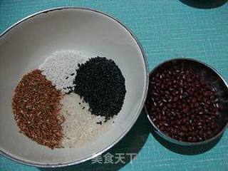 Blood-tonifying and Health-preserving Porridge-------【four-meter Red Bean Porridge】 recipe