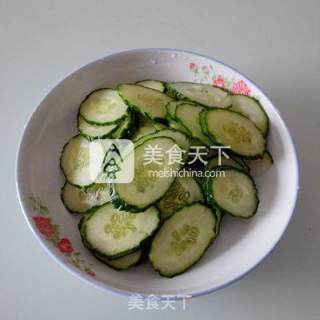 Cucumber Stir-fried Pork recipe