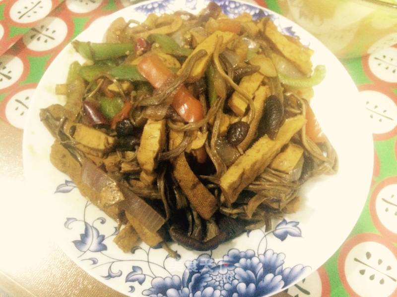 Stir-fried Tea Tree Mushroom recipe