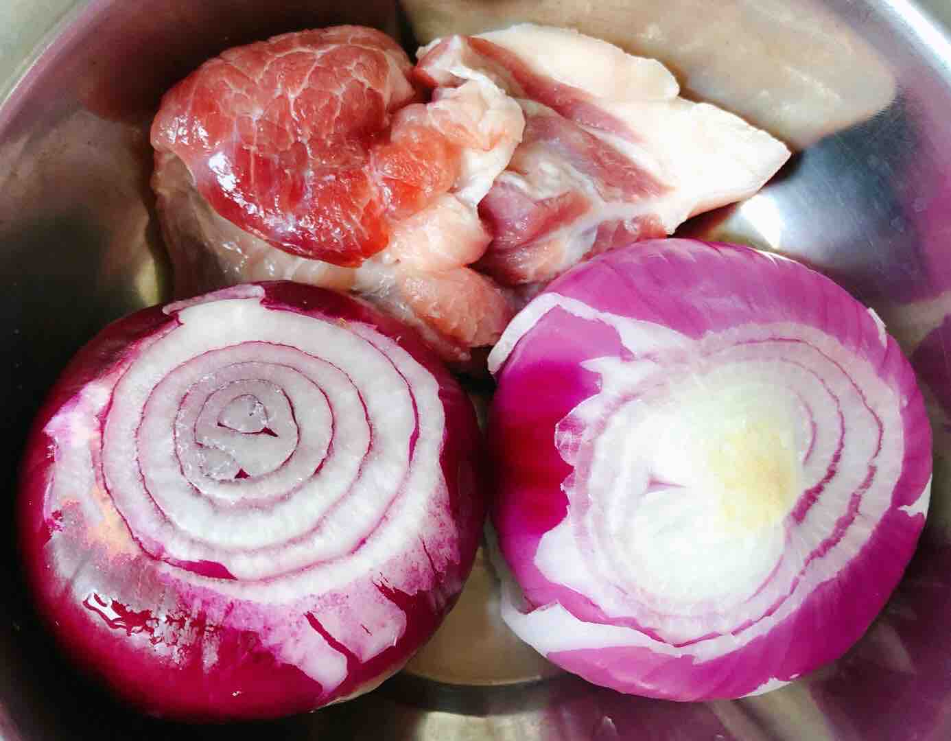 Stir-fried Shredded Pork with Onion recipe