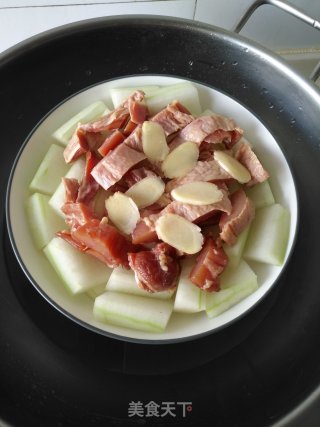 Steamed Winter Melon with Cured Drumsticks recipe