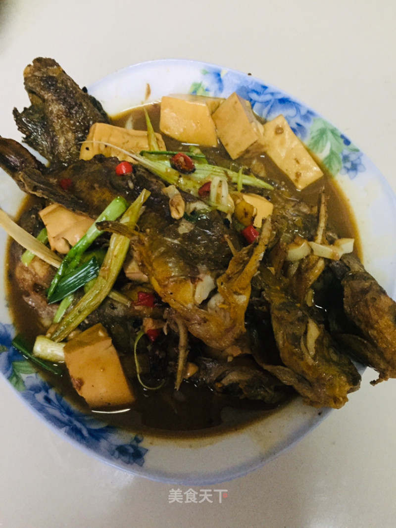 Braised Tofu with Yellow Bone Fish recipe