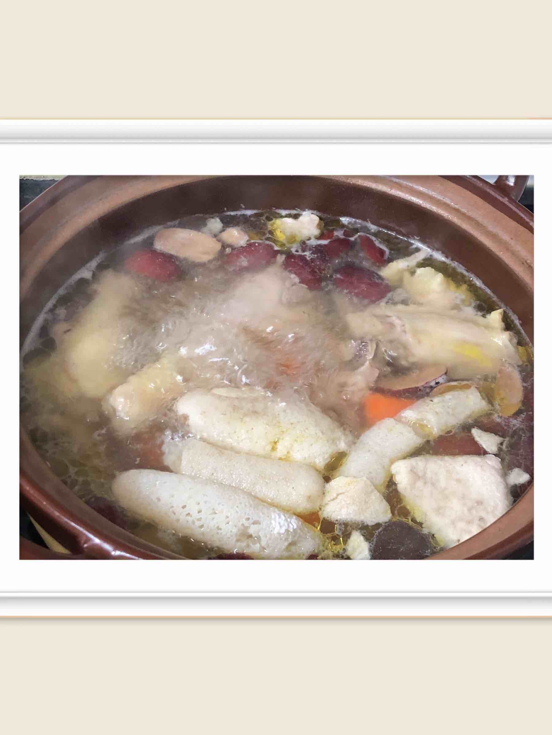 Chicken Soup with Red Dates, Astragalus, Dendrobium, Bamboo Fungus