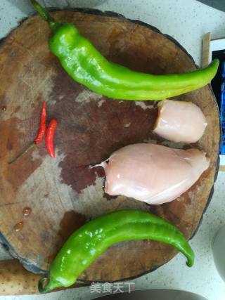 Stir-fried Chicken with Green Peppers recipe