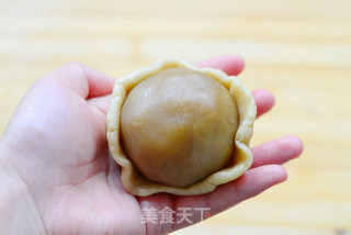 Private Recipes are Open-cantonese-style Lotus Paste Egg Yolk Mooncakes recipe