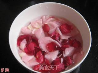 Rose Longan Porridge recipe