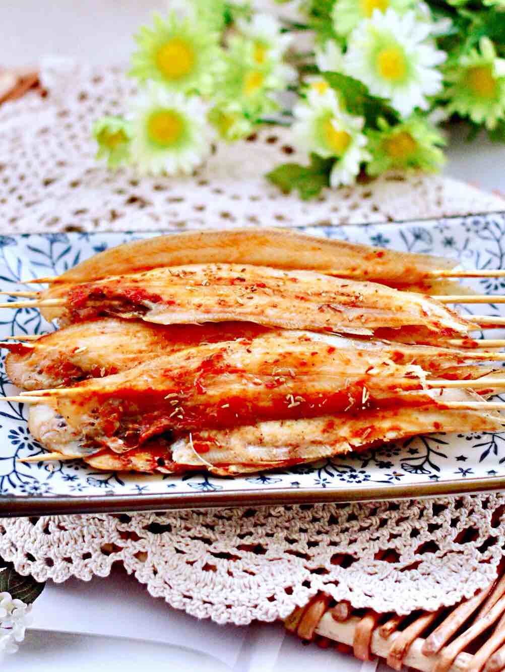 Grilled Tongue Fish with Spicy Sauce recipe