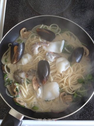 Baijiu Seafood Pasta recipe