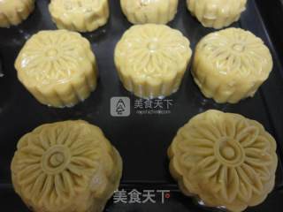 Five Kernel Moon Cakes recipe