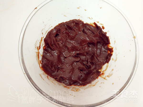 Dark Beauty Chocolate Mooncakes recipe