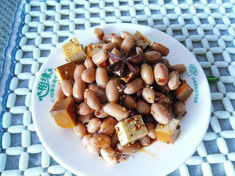 Tofu Mixed with Peanuts recipe
