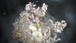 Stir-fried Shredded Pork with Pickles and Edamame-----summer Meal recipe
