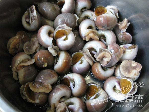 Stir-fried Snail Meat recipe