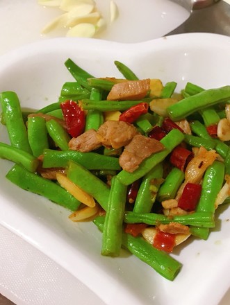 Stir-fried Pork with String Beans recipe