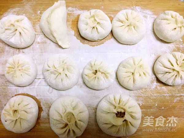 Homemade Cabbage Pork Bun recipe