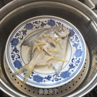 Steamed Pomfret recipe
