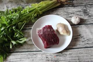 Stir-fried Beef with Celery [with Secrets to Make Beef Tender] recipe