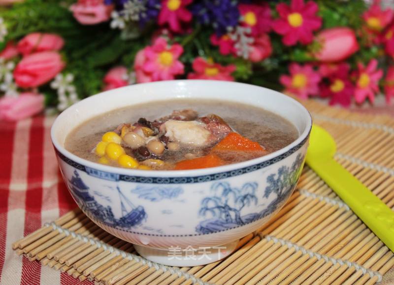 Carrot Corn Crucian Carp Soup recipe