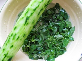 Summer is Not for Gold --- Nine-story Tower Cold Cucumber recipe