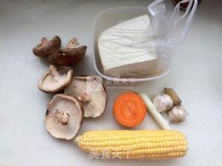 Oyster-flavored Three Fresh Stewed Tofu recipe