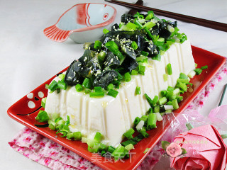 Tofu with Preserved Egg with Shallots recipe