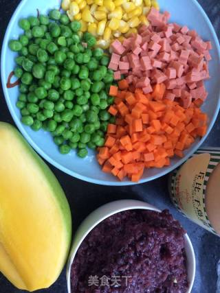 Fruit and Vegetable Sticky Rice Bento recipe