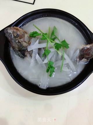 Carp Soup with White Radish recipe