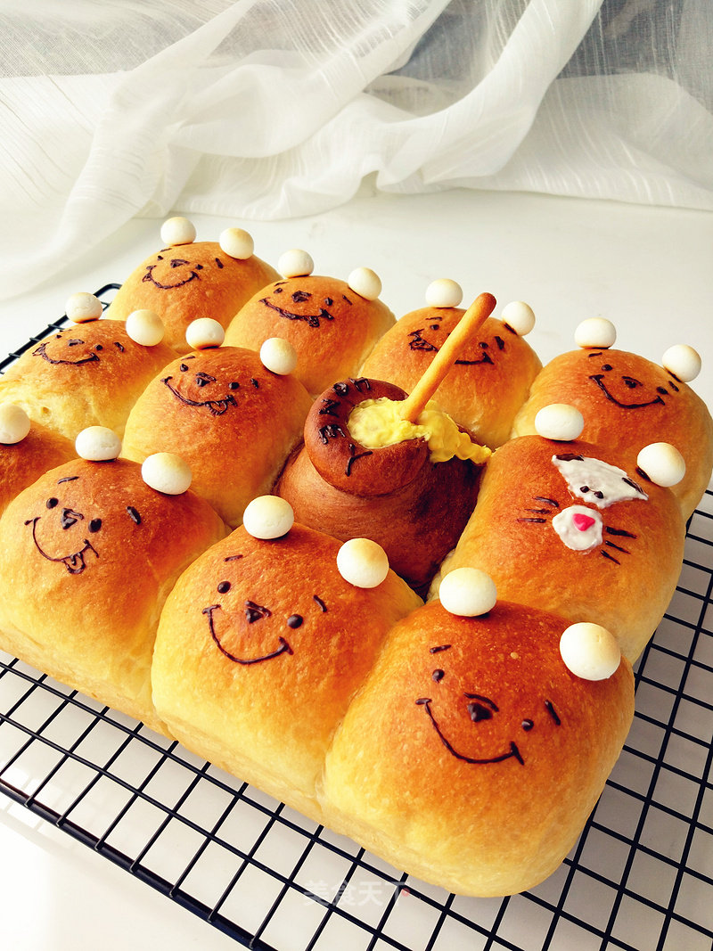 #柏翠大赛#pooh Bears Squeezing Small Bread recipe