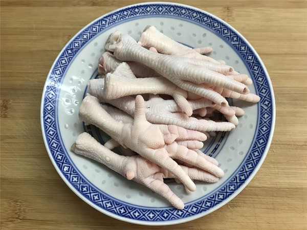 Spicy Chicken Feet recipe