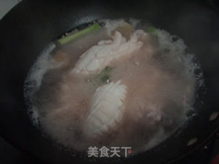 It is Best to Use A Simple Way to Eat Seafood-boiled Squid recipe