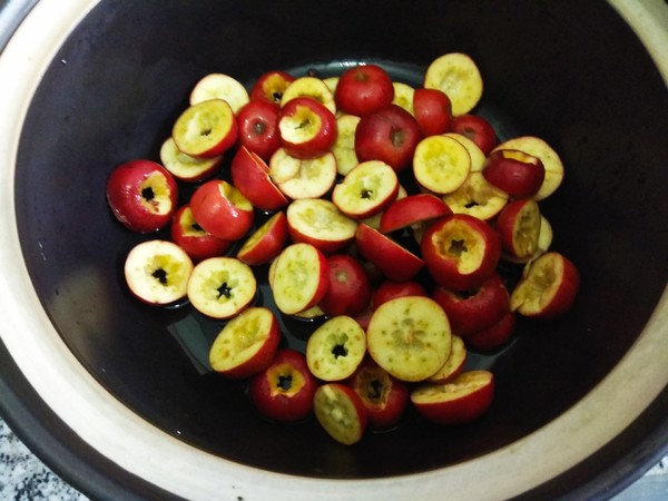 Boiled Rock Sugar Hawthorn Soup recipe