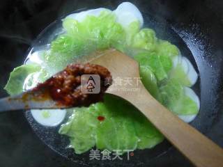 Rice Cake Soup with Beef Sauce and Cabbage Fenpi recipe