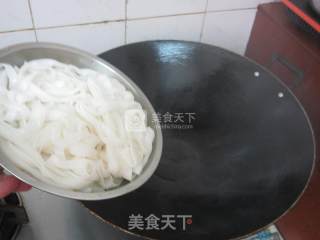 Stir Fried Hor Fun with Three Silks recipe