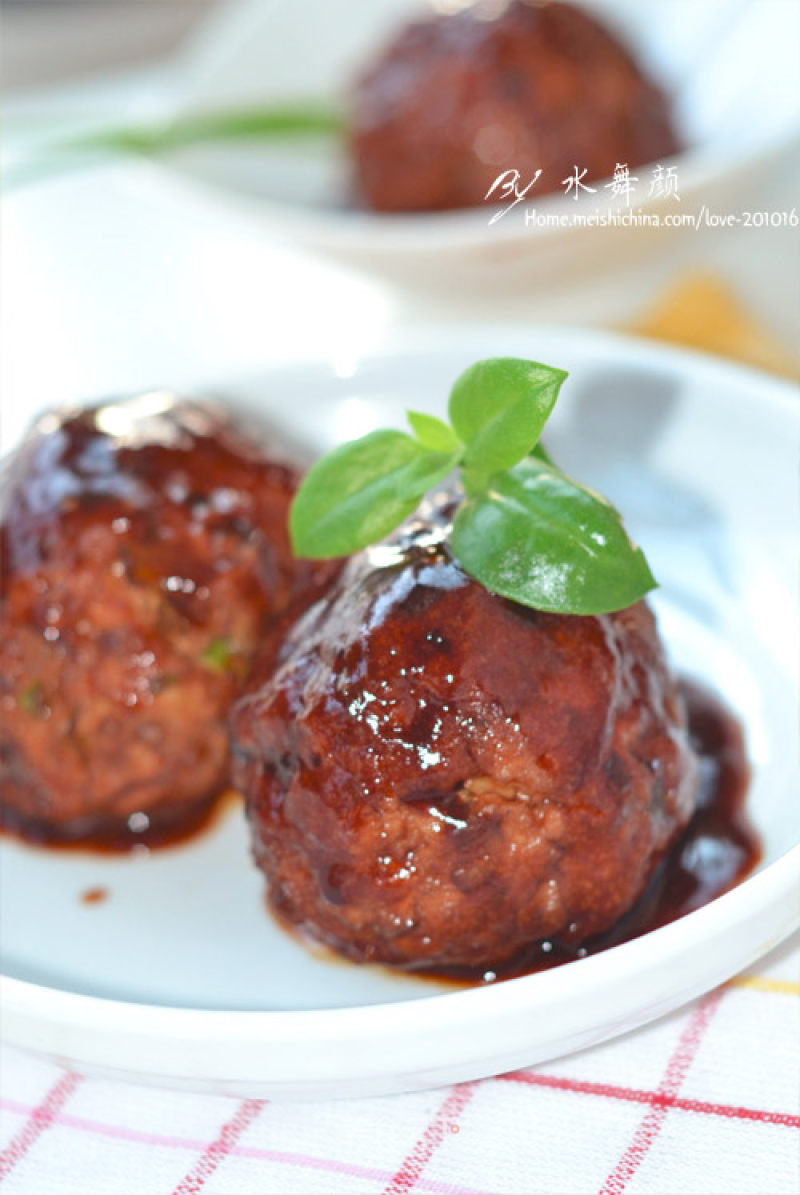 Meat Ball with Soy Sauce recipe