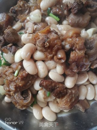 Braised Kidney Beans with Trotter recipe