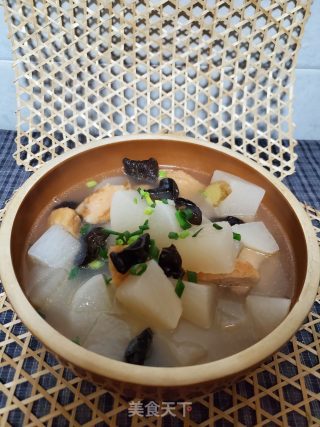 Fish Tofu and White Radish in Clay Pot recipe