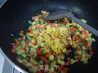 Colorful Pineapple Fried Rice-quick Lazy Meal recipe