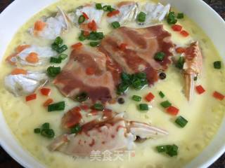 Steamed Red Crab with Eggs recipe