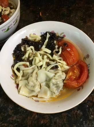 Tomato Seaweed Noodles recipe